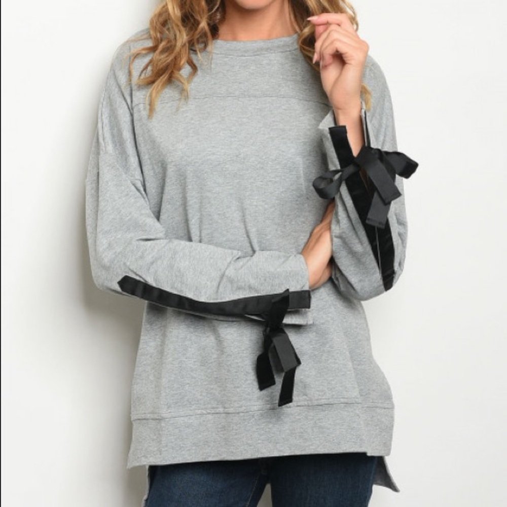 Grey and black bow sweatshirt